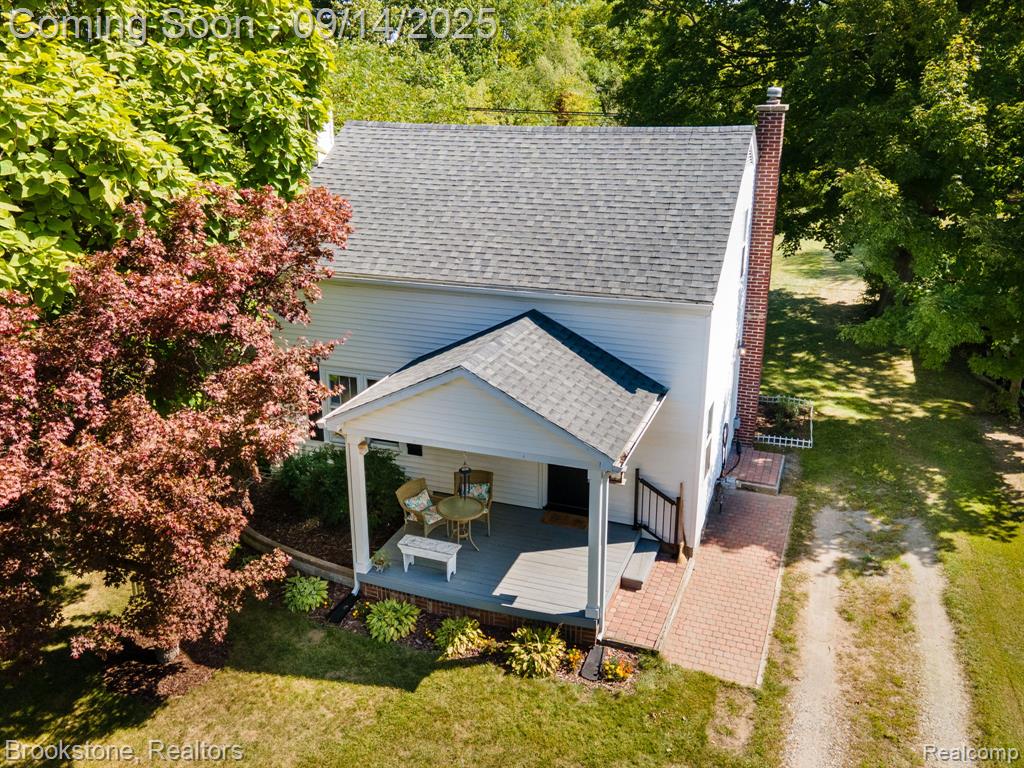 561 Pontiac Street, Oxford, MI 48371 — front exterior