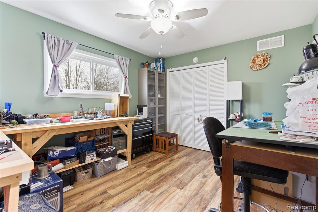 875 Scott Lake Road, Waterford, MI 48328 — Photo 12