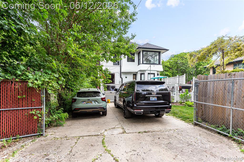 7641 La Salle Boulevard, Detroit, MI 48206 — Photo 48