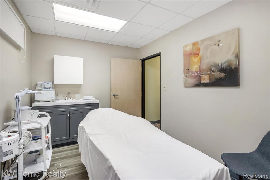 36880 Woodward Avenue, Suite 101, Bloomfield Hills, MI 48304 — Photo 10
