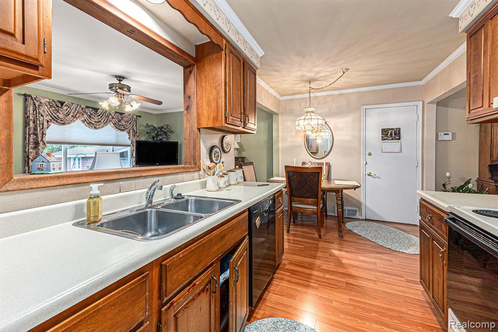 772 Marengo Drive, Troy, MI 48085 — Photo 8