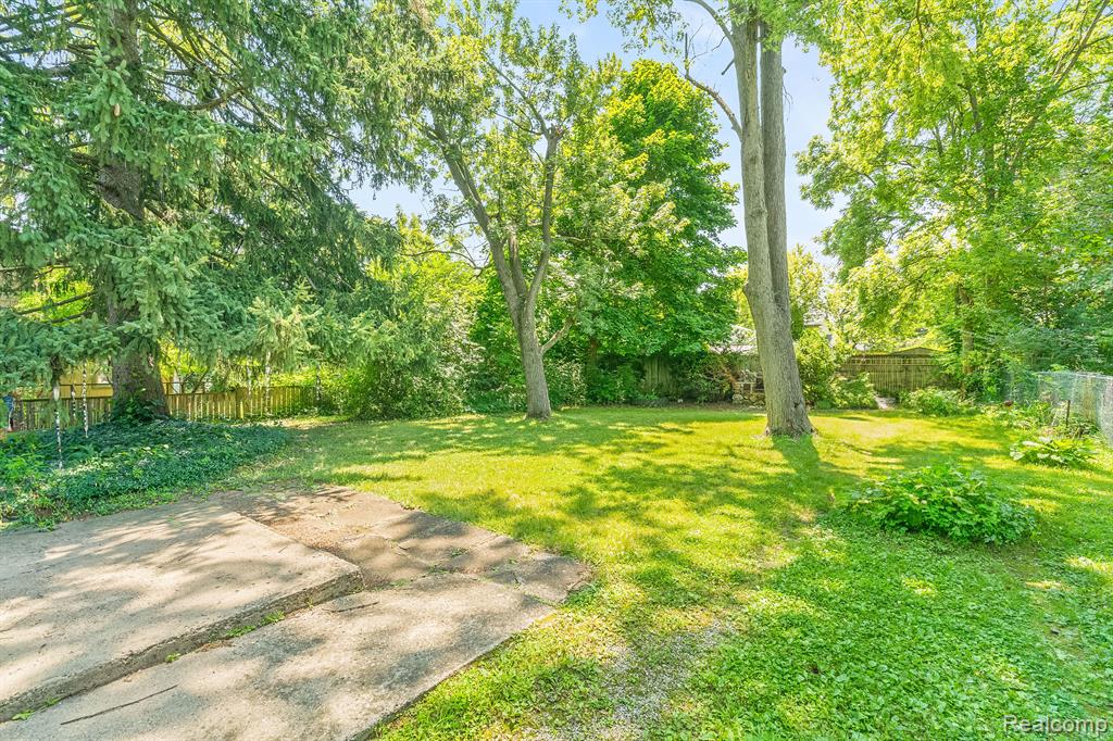 2327 FOSS Street, Ann Arbor, MI 48103 — Photo 16