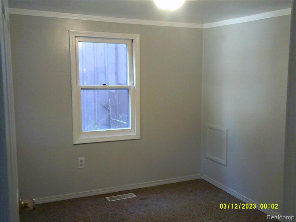 365 Grove Street, Whitmore Lake, MI 48189 — Photo 11