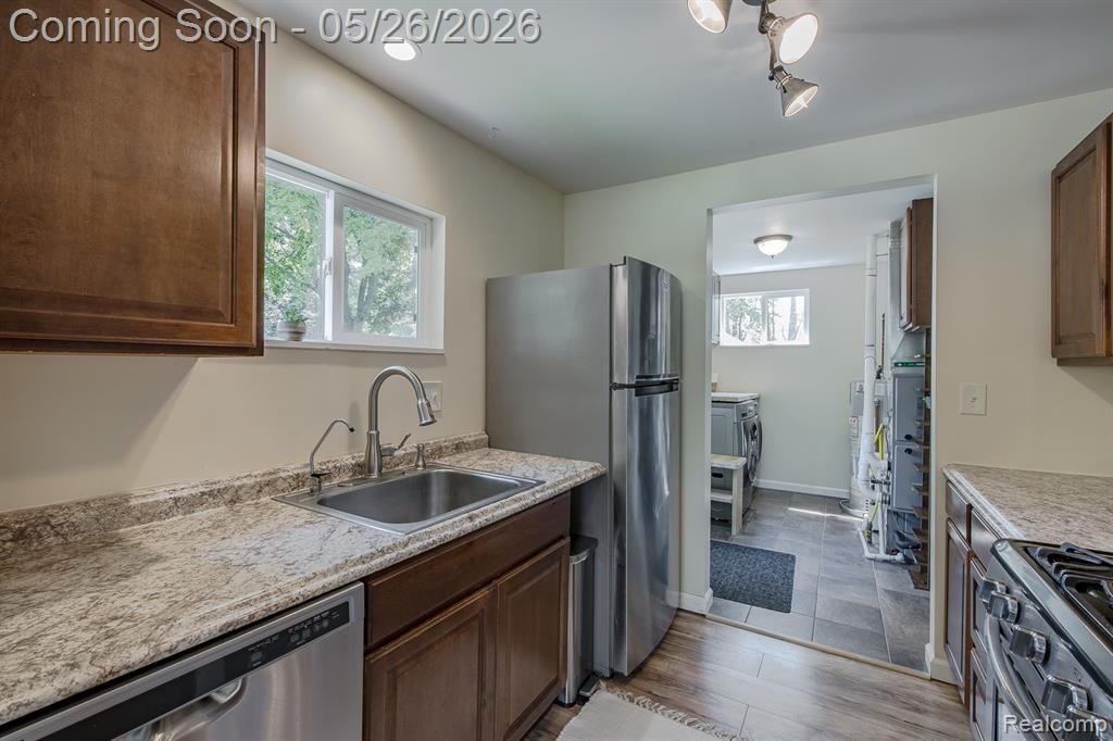 6281 Waldon Road, Clarkston, MI — Photo 8