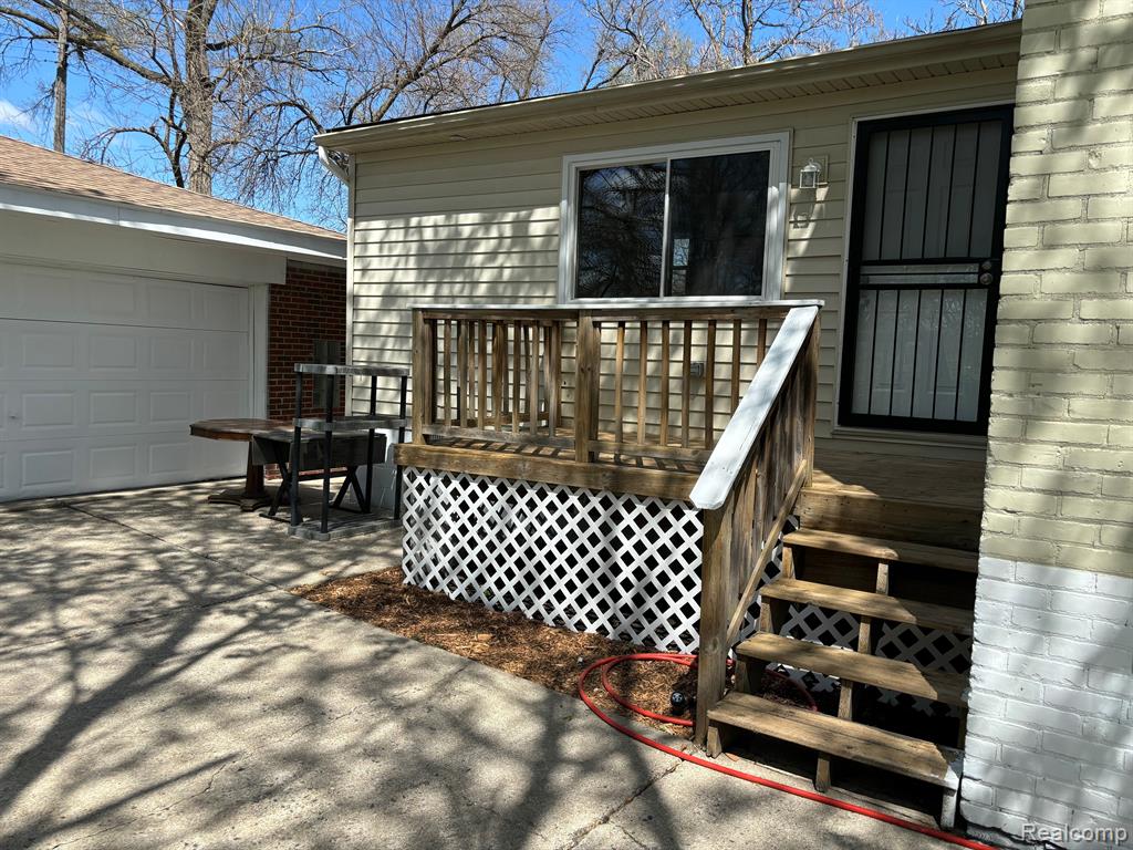 20817 MENDOTA Avenue, Ferndale, MI 48220 — Photo 4