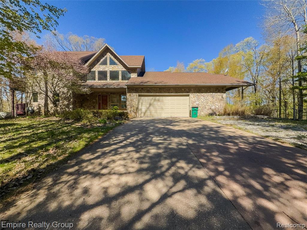 2111 Oak Terrace, Ortonville, MI 48462 — Photo 45