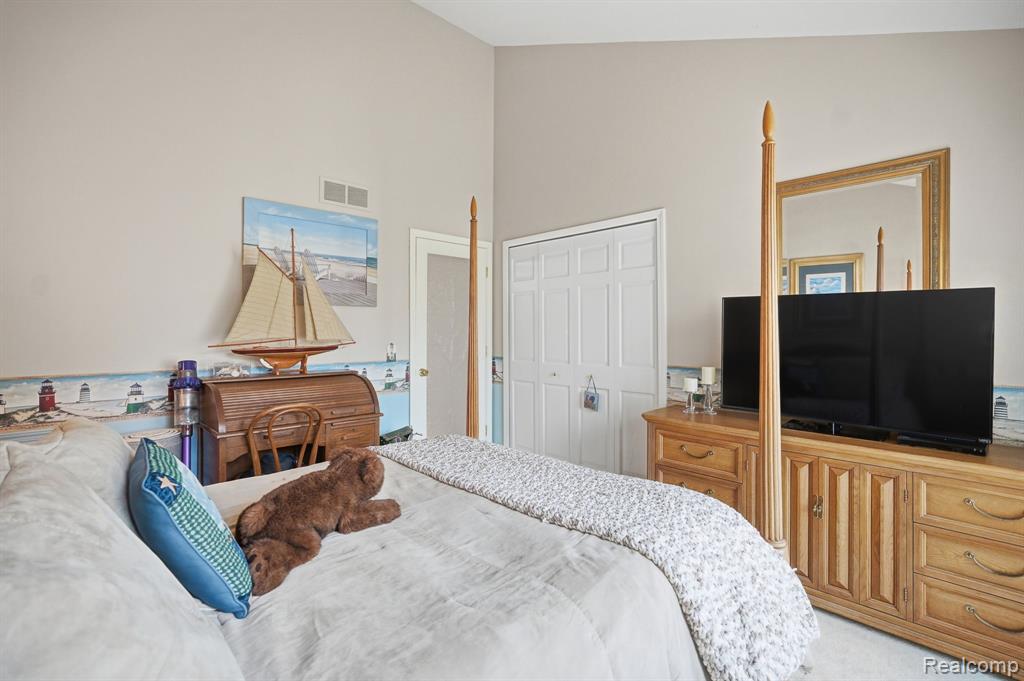 42626 Christina Drive, Sterling Heights, MI 48313 — Photo 32