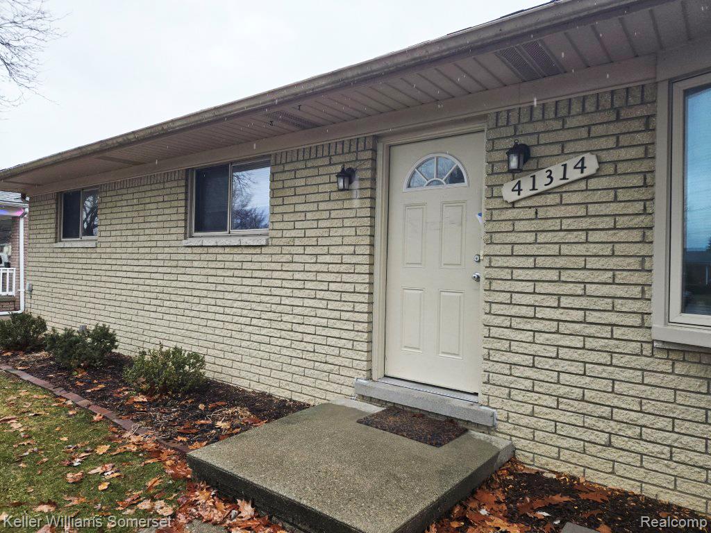 41314 Wessel Drive, Sterling Heights, MI 48313 — Photo 9
