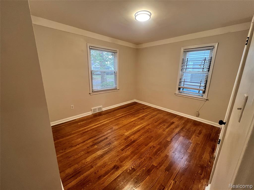 19445 Montrose Street, Detroit, MI 48235 — Photo 9