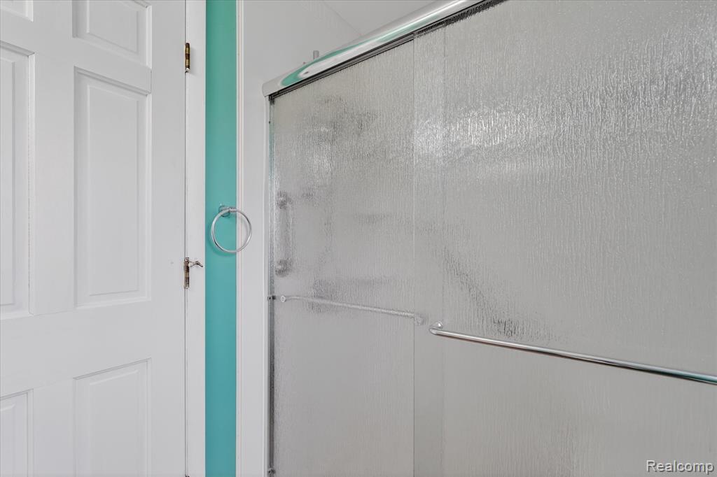 992 W Bennington Road, Owosso, MI 48867 — Photo 23