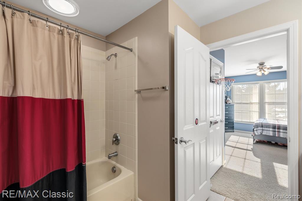 18002 STONEBROOK Drive, Northville, MI 48168 — Photo 48