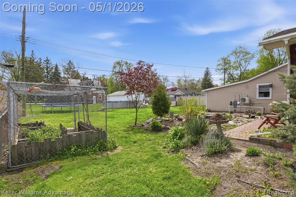 31987 Sheridan Street, Garden City, MI — Photo 32