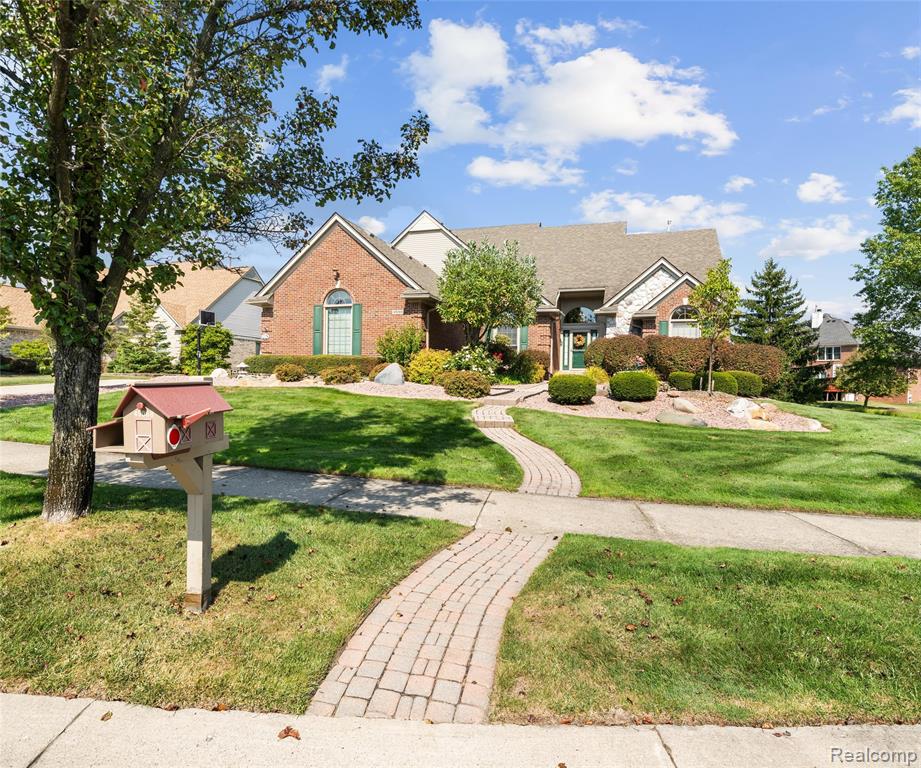 49068 Poppleton Court, Canton, MI 48187 — Photo 11