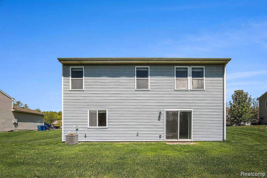 823 Glenlivet Street, Howell, MI 48843 — Photo 14