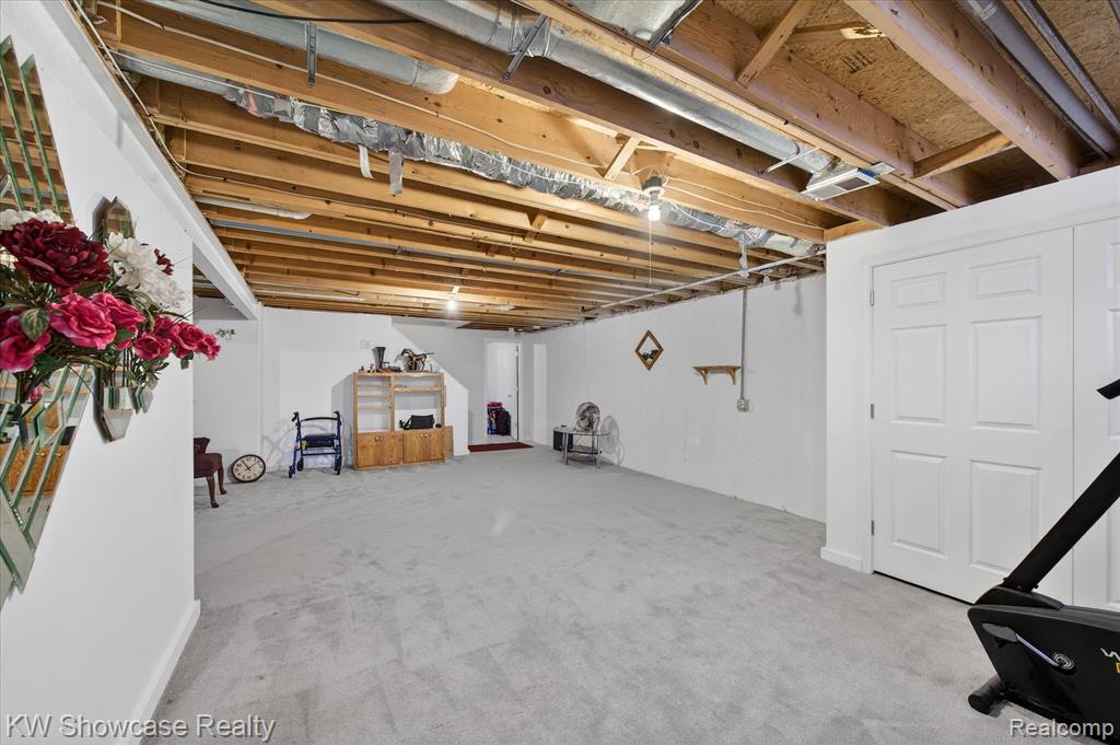 802 Red Maple Lane, Wixom, MI 48393 — Photo 30