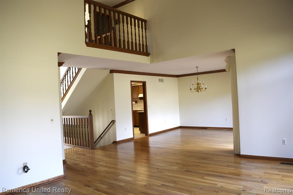 37786 Siena Drive, Farmington Hills, MI 48331 — Photo 10