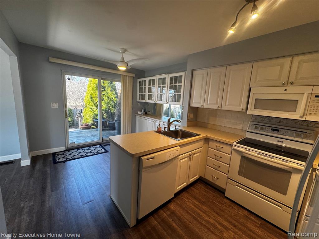 5766 Northfield Parkway, 574, Troy, MI 48098 — Photo 11
