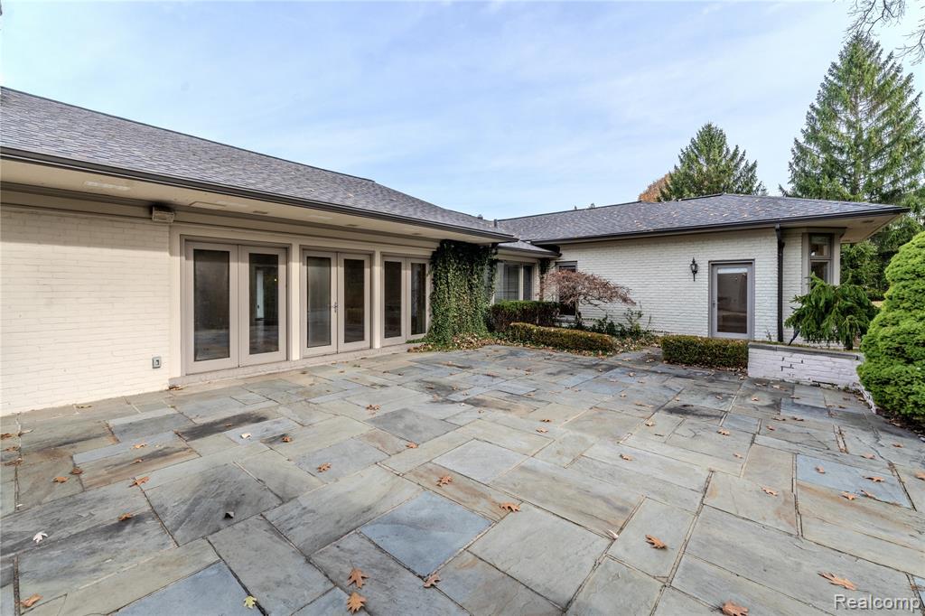 591 Rudgate Road, Bloomfield Hills, MI 48304 — Photo 13