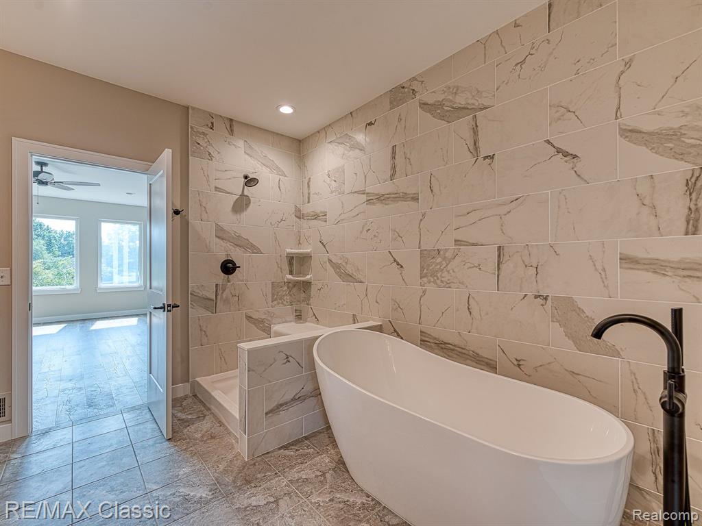 3991 STORYBOOK Lane, Whitmore Lake, MI 48189 — Photo 13
