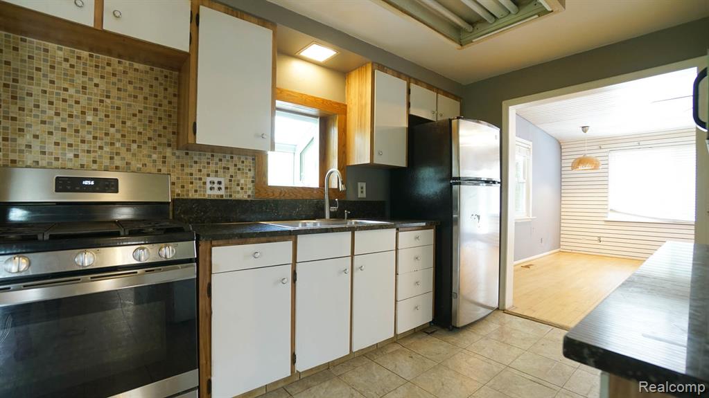 43981 S Interstate 94 Service Drive, Belleville, MI 48111 — Photo 32
