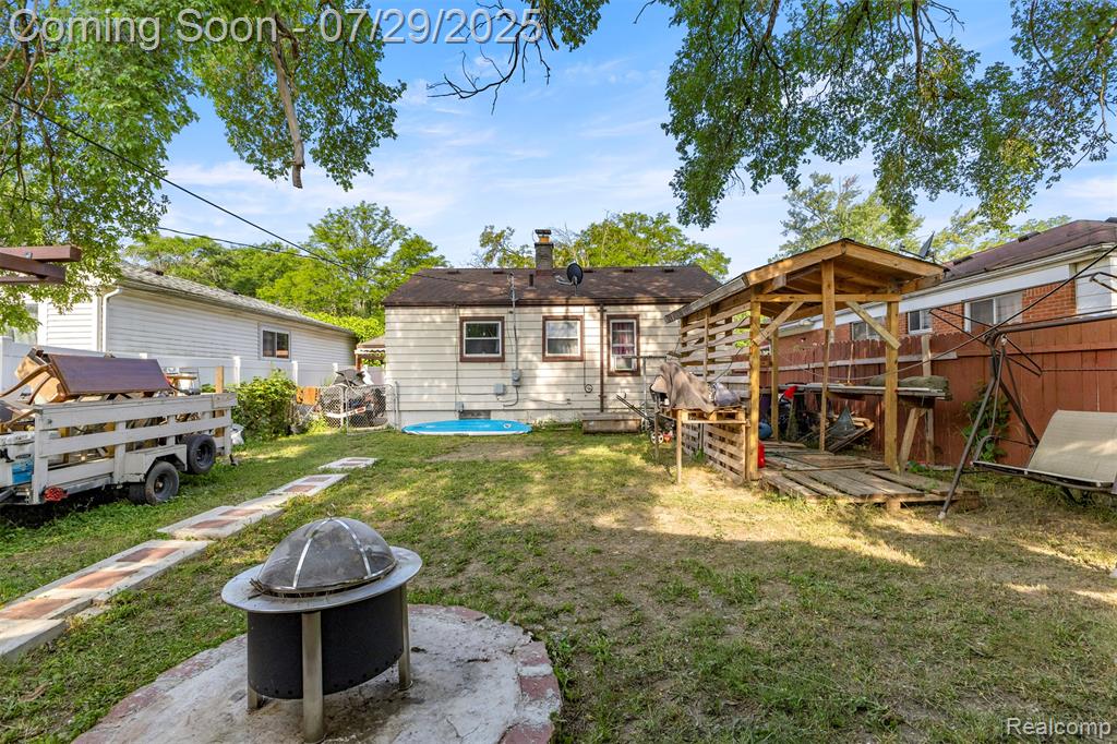 6136 Brace Street, Detroit, MI 48228 — Photo 24