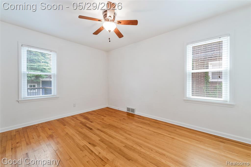 525 Helene Avenue, Royal Oak, MI 48067 — Photo 16