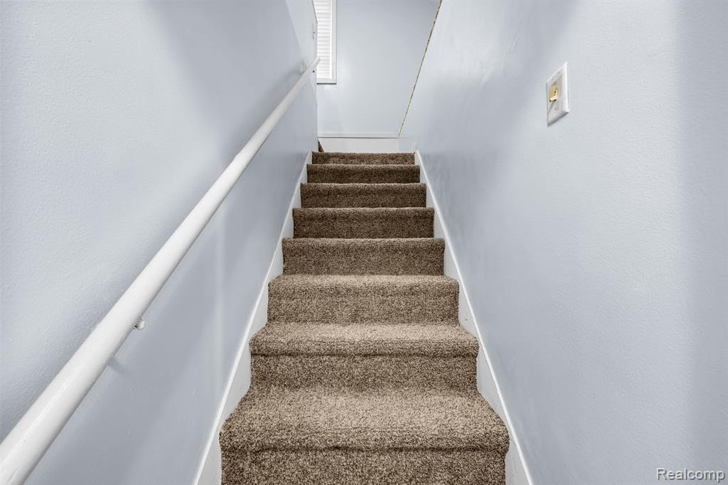 6485 Rosemont Avenue, Detroit, MI 48228 — Photo 21
