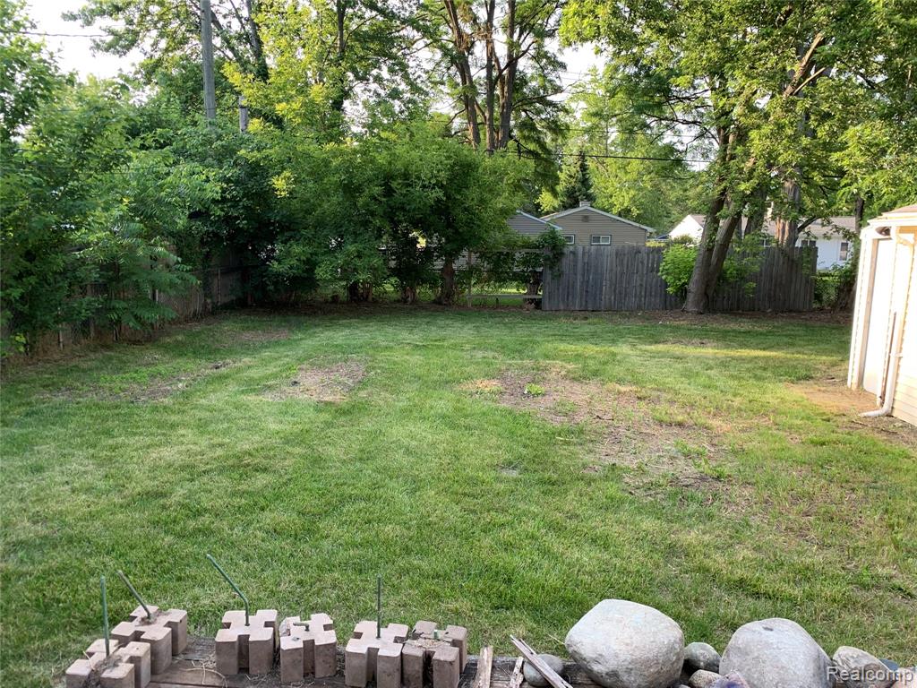 1571 Wismer Street, Ypsilanti, MI 48198 — Photo 10