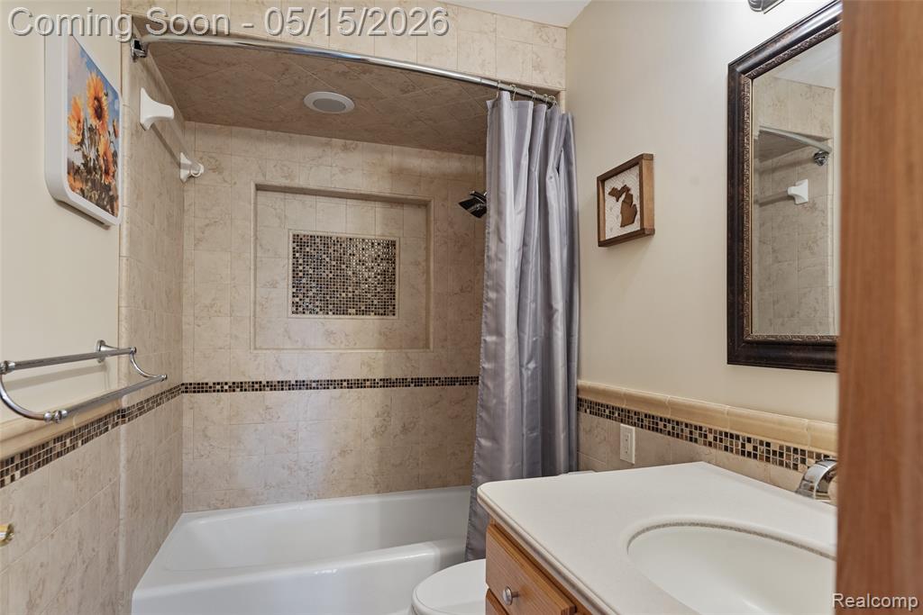700 Tennyson, Rochester Hills, MI 48307 — Photo 22