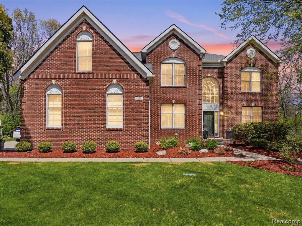 5318 Glenwood Creek, Clarkston, MI 48348 — front exterior