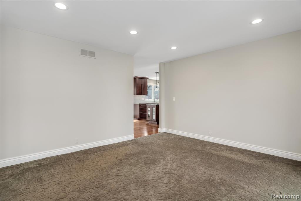 53652 BUCKINGHAM, Shelby Twp, MI 48316 — Photo 14