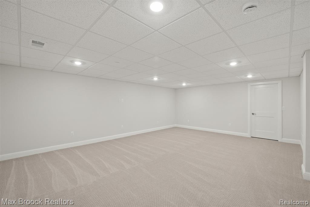 7477 Gramercy Circle, 17, West Bloomfield, MI — Photo 29