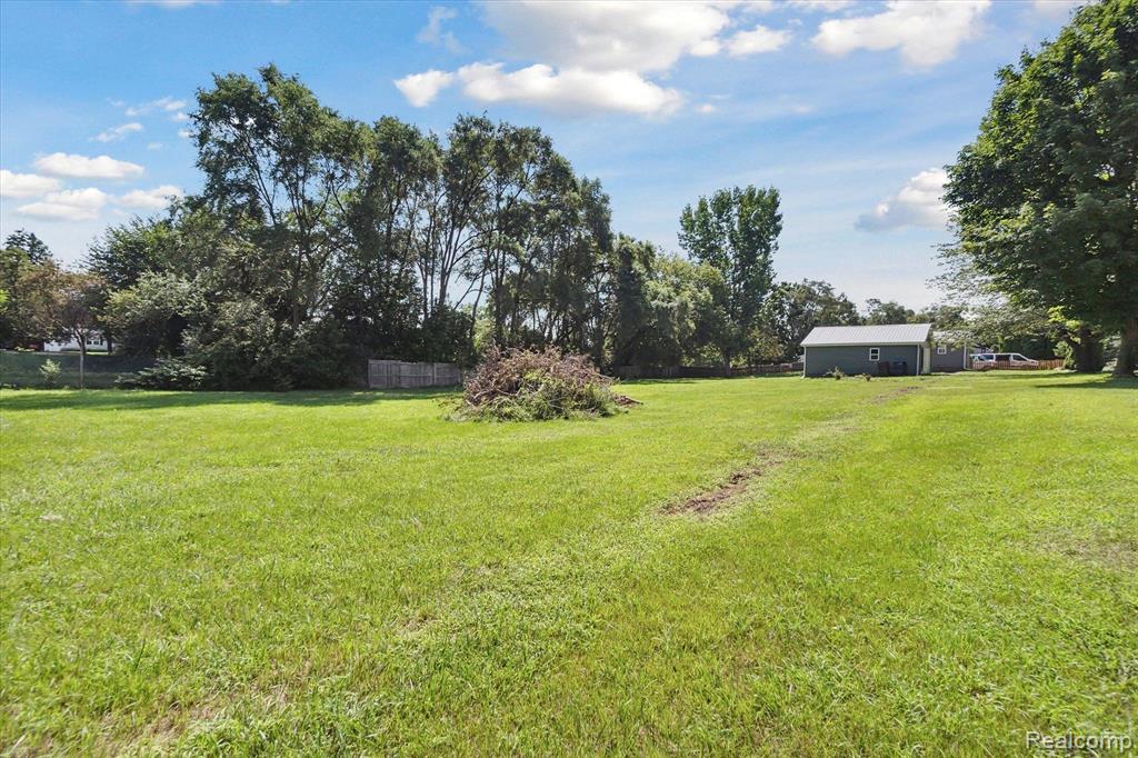 8214 ROCKWOOD Avenue, Mount Morris, MI 48458 — Photo 29