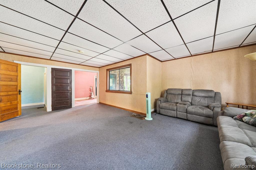 326 S Main Street, Almont, MI 48003 — Photo 13