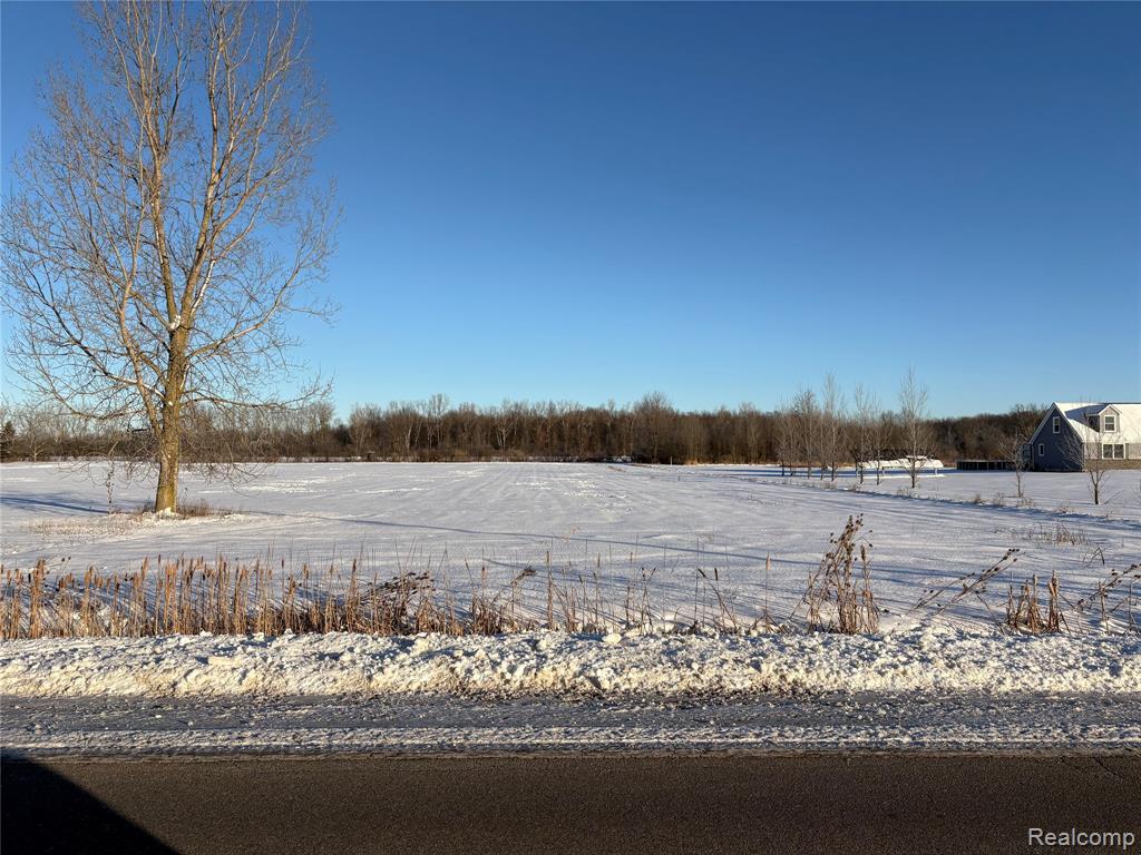 32 Mile Road, Richmond, MI 48062