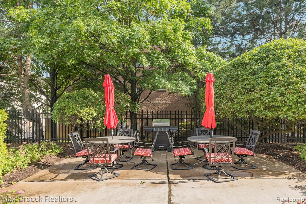 5000 Town Center, 2605, Southfield, MI 48075 — Photo 36