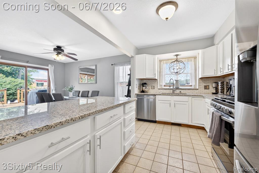 12736 Phelps Street, Southgate, MI 48195 — Photo 17