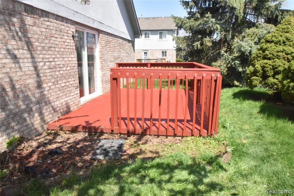 23436 Mahoney Court, 182, Trenton, MI 48183 — Photo 23