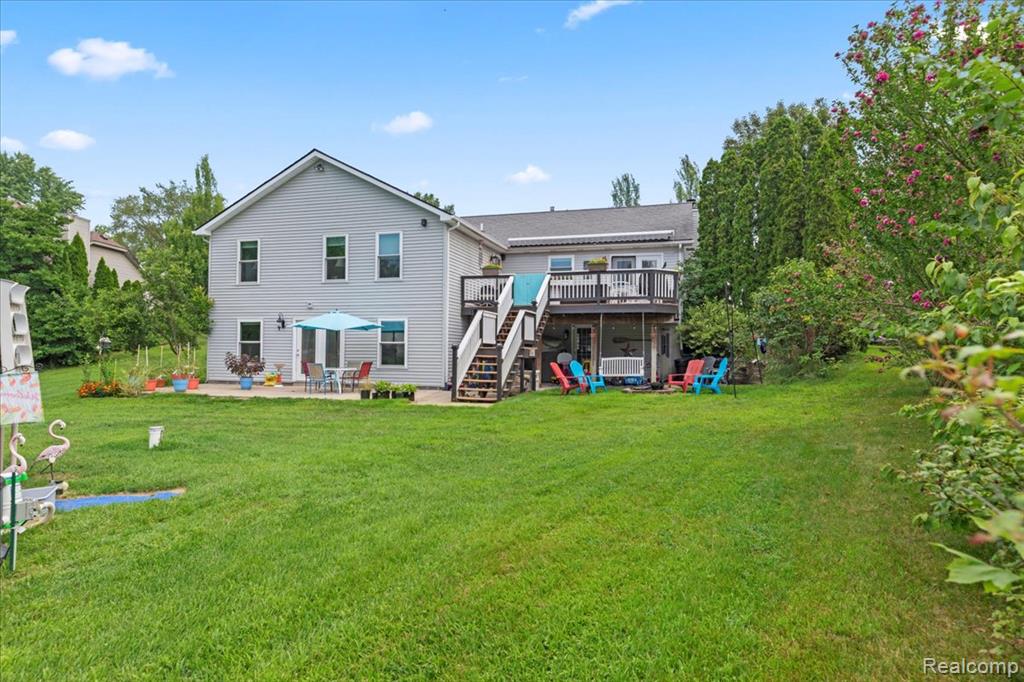 9327 Huron Park Drive, Brighton, MI 48116 — Photo 42
