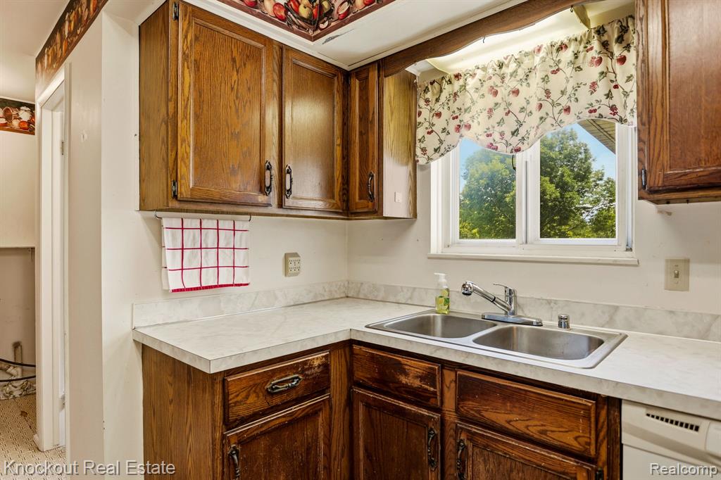 4585 Birch Run Road, Millington, MI 48746 — Photo 16