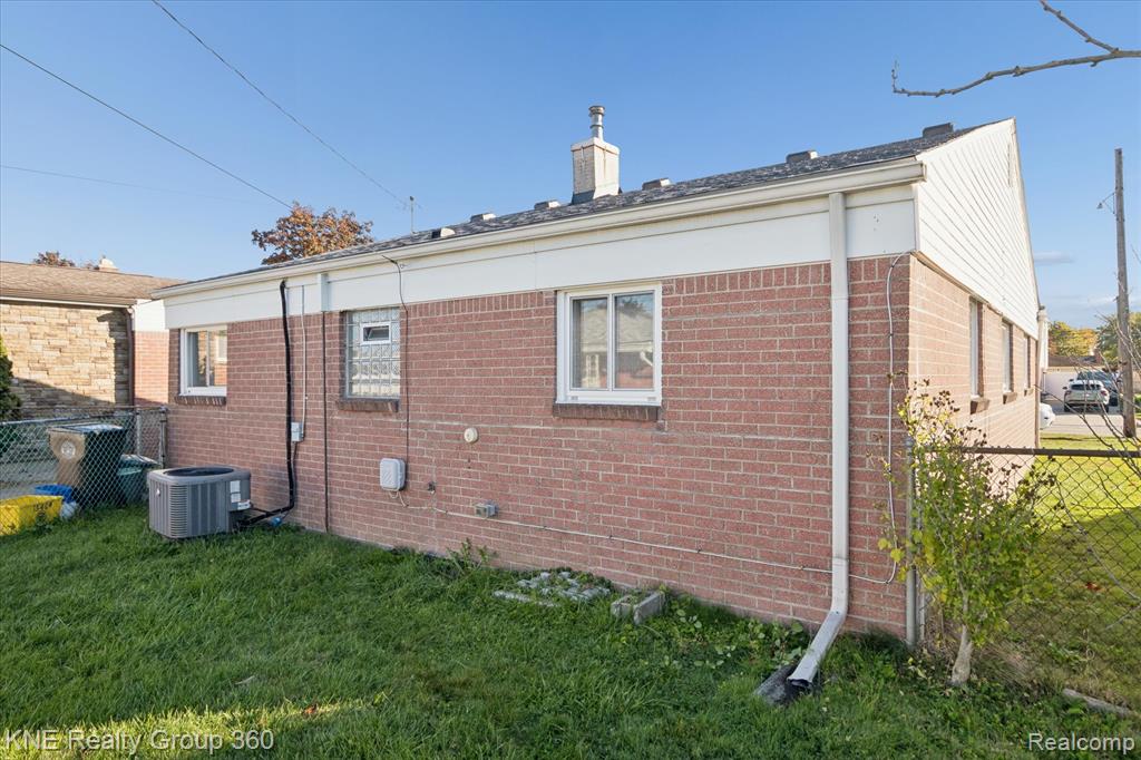 15464 Mulberry Street, Southgate, MI 48195 — Photo 32