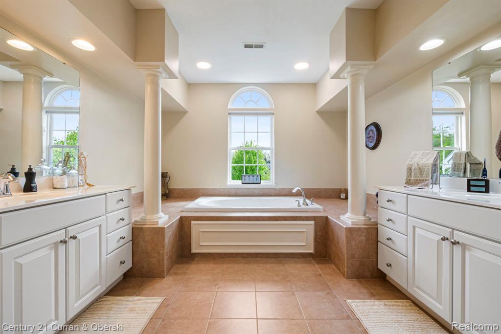 23498 Prescott Lane W, South Lyon, MI 48178 — Photo 48