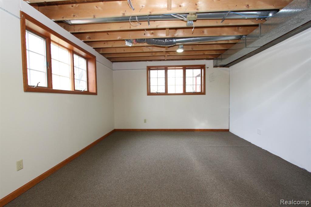 370 N YOUNGS Road, Attica, MI 48412 — Photo 38