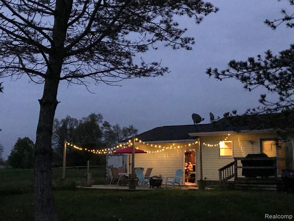 6211 E ALLEN Road, Fenton, MI 48430 — Photo 21