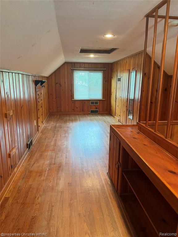 4003 Elmhurst Avenue, Royal Oak, MI 48073 — Photo 14