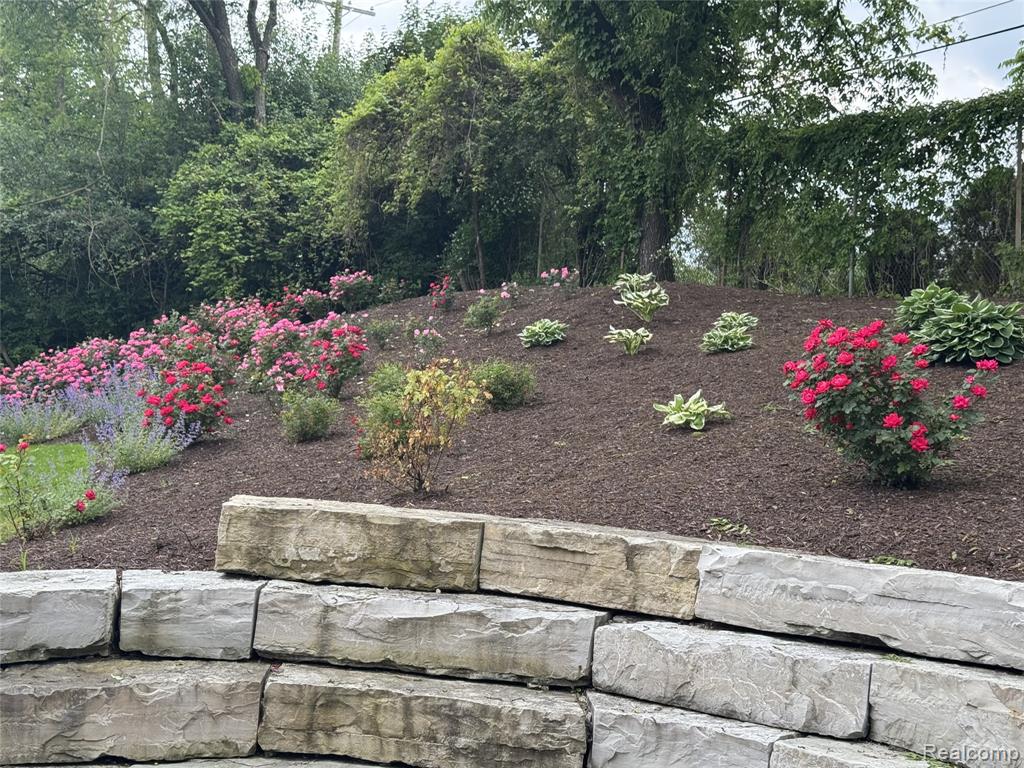 2562 Sequoia Court, Bloomfield, MI 48304 — Photo 51