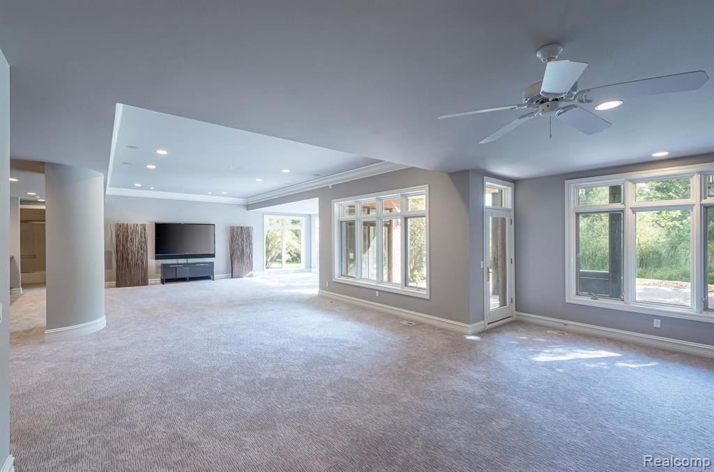 4524 STONELEIGH Road, Bloomfield Hills, MI 48302 — Photo 34