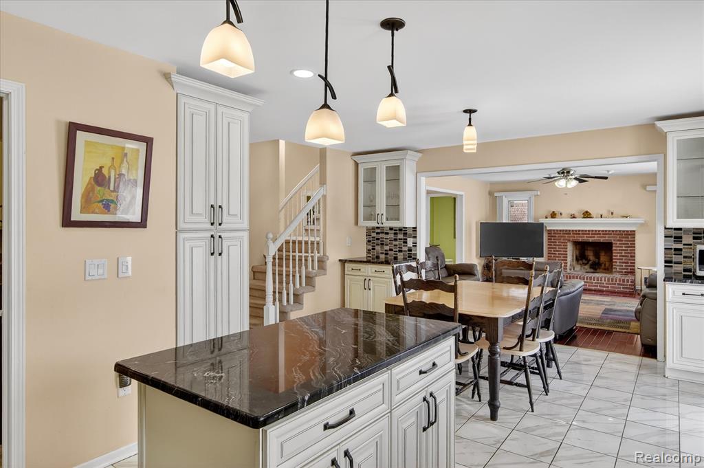 6857 Bridgemont Drive, Canton, MI 48187 — Photo 29