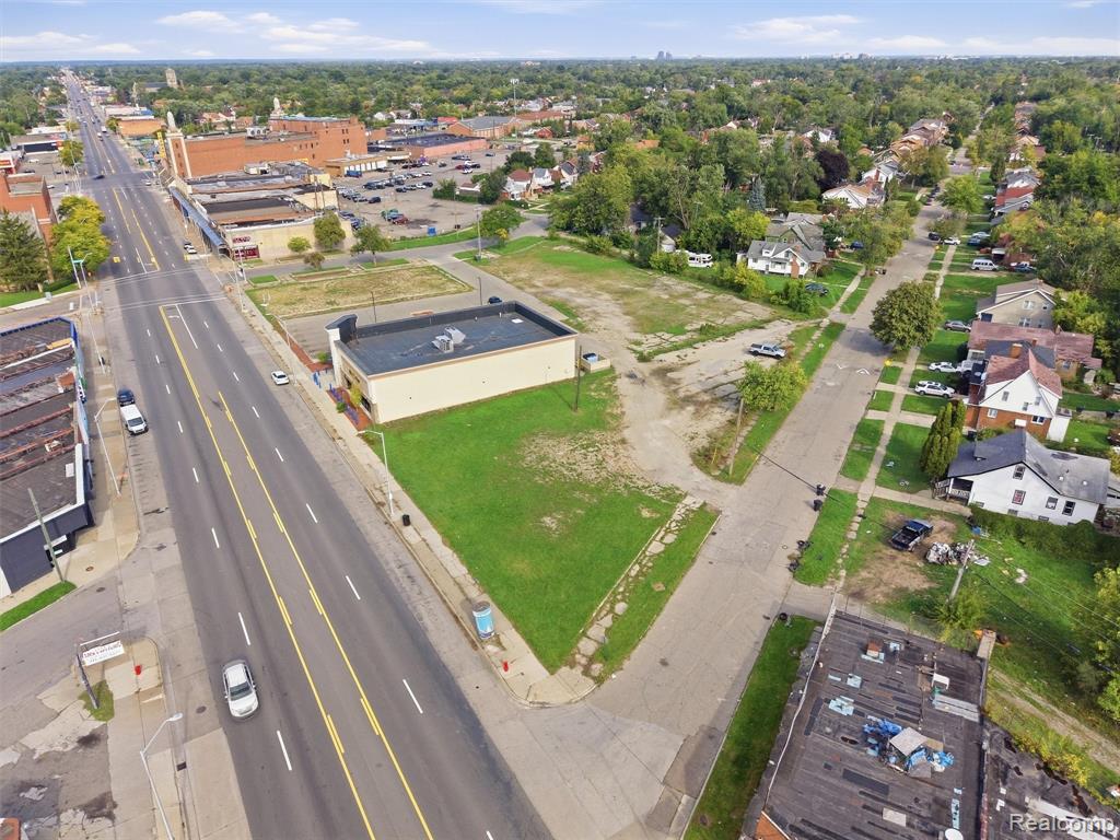 15218 Grand River Avenue, Detroit, MI 48227