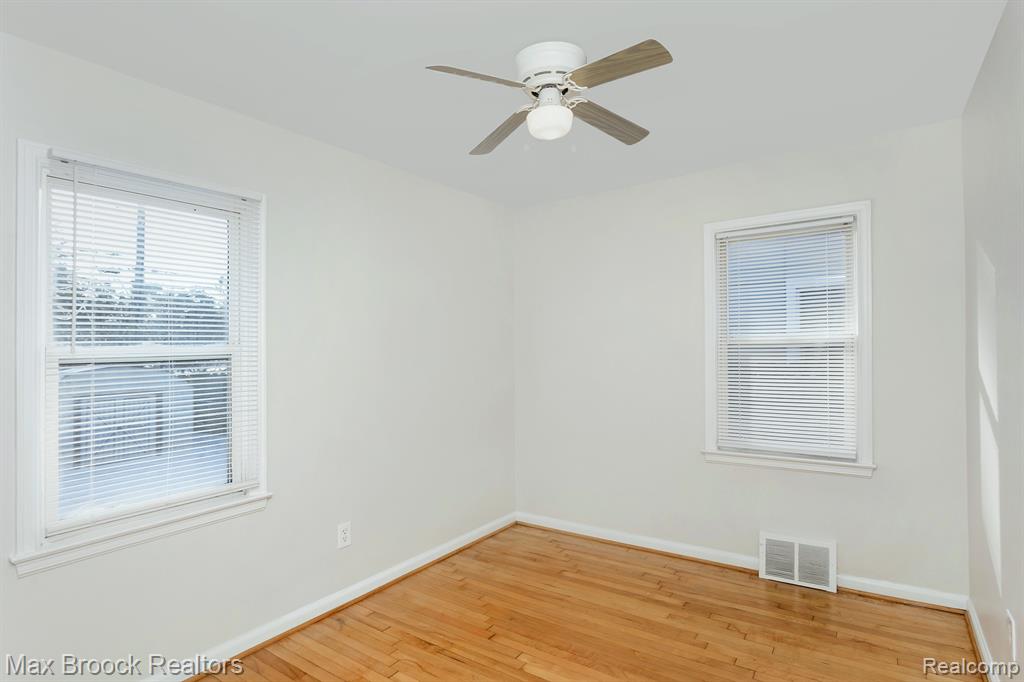508 DEWEY Street, Royal Oak, MI 48067 — Photo 13